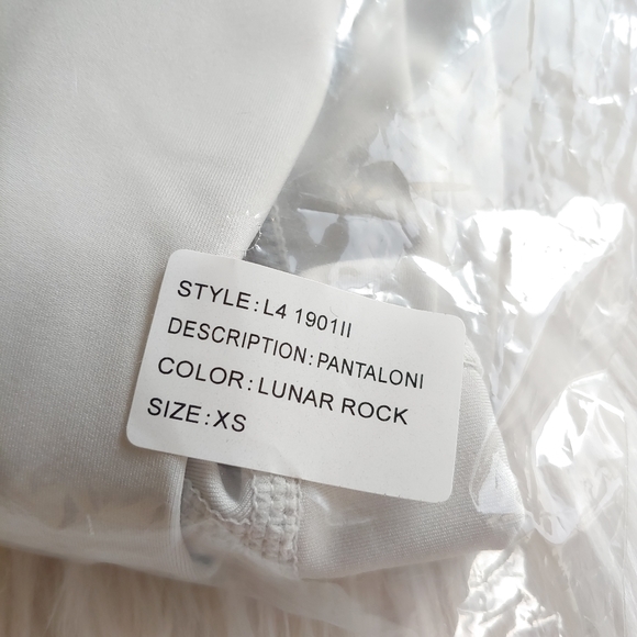 Iris and Ink Revolve leggings Lunar Rock light gray workout yoga pants size XS - Picture 6 of 7